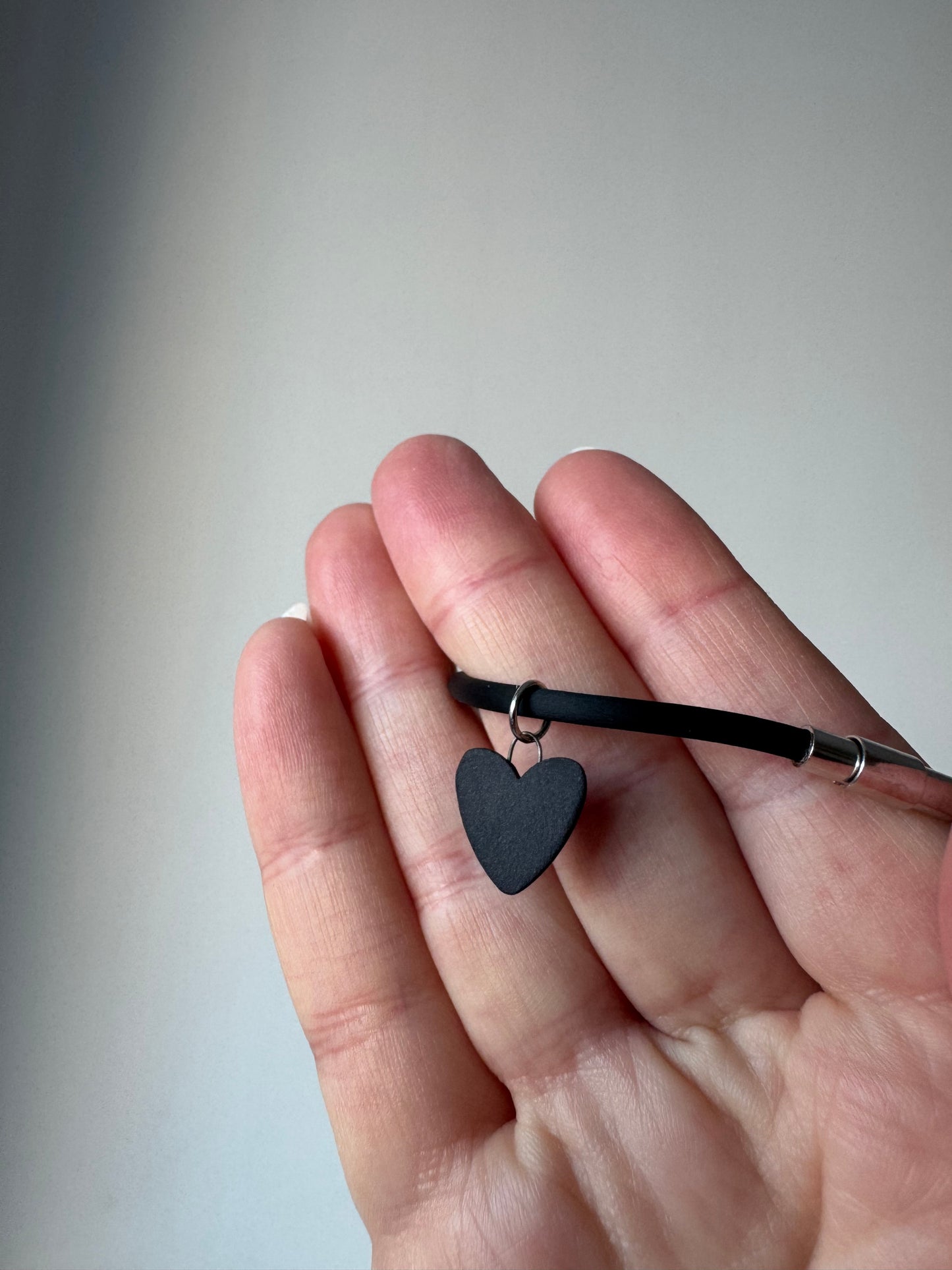 Black porcelain pendant (Love of the Sea)