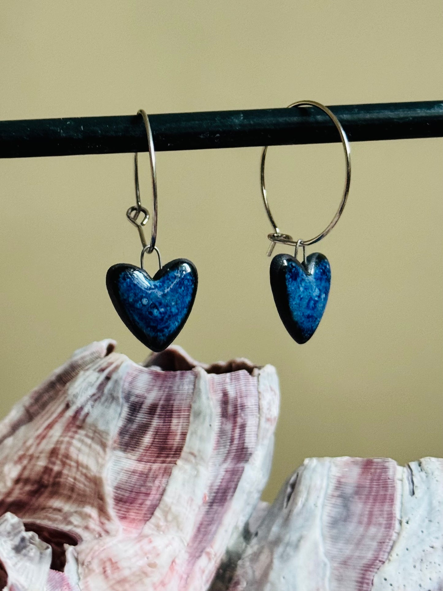 Black porcelain earrings (Love of the Sea)