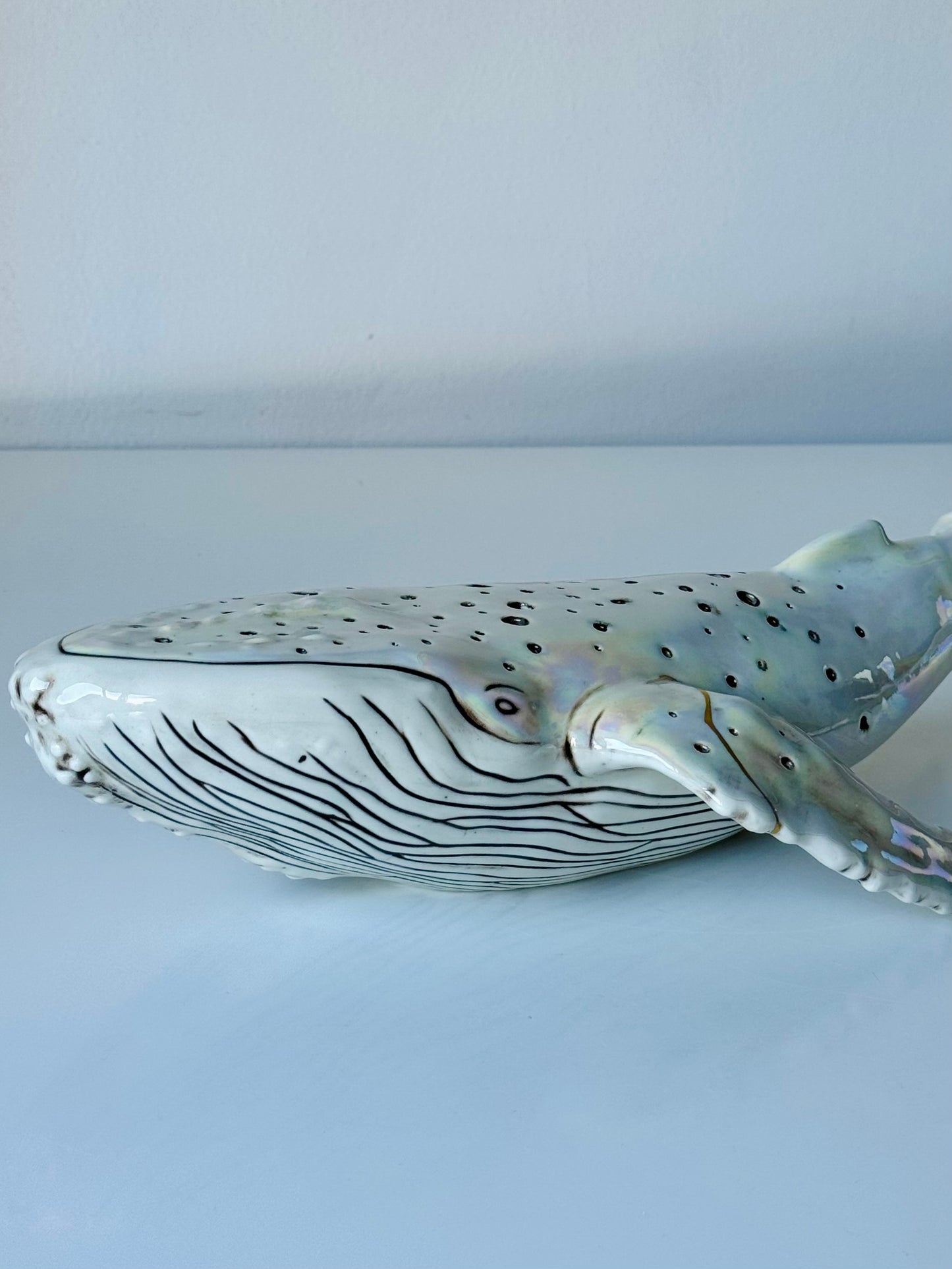 Porcelain Whale Lamp (Kintsugi)