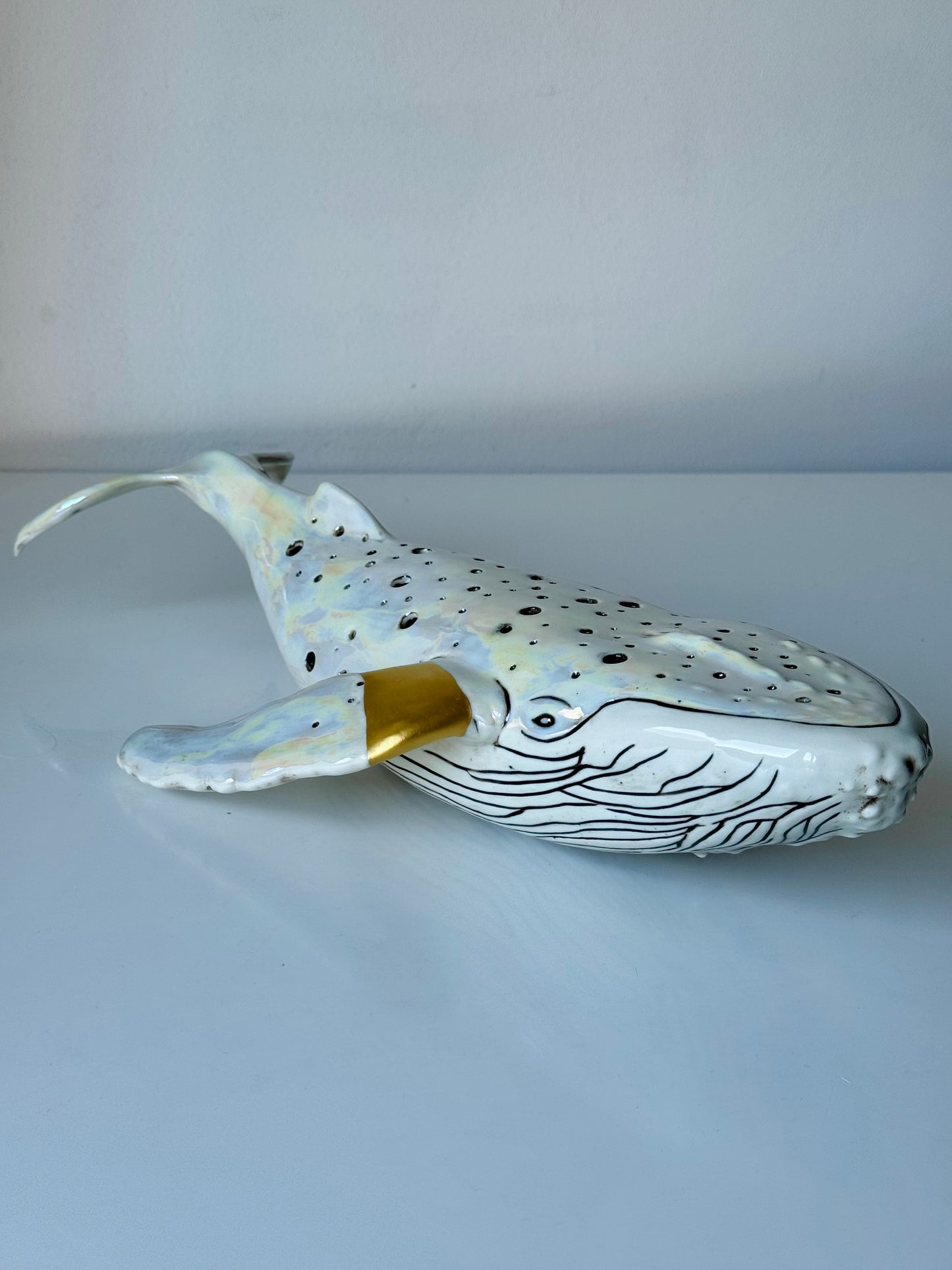 Porcelain Whale Lamp (Kintsugi)